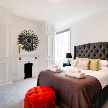 Modern Family Home In London Close To Amenities And Train Eksteriør billede